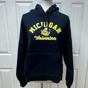 Champion Michigan Wolverines Women Navy Blue Hooded - Size L.